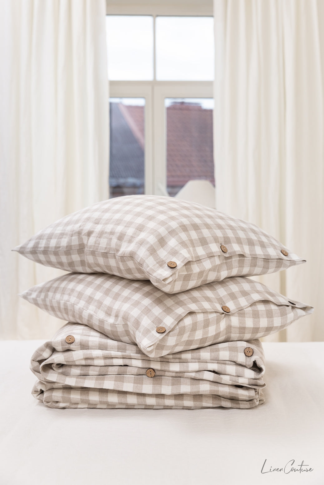 Softened Linen Duvet Cover with Coconut Buttons (Multiple Colors) (Full, Twin)